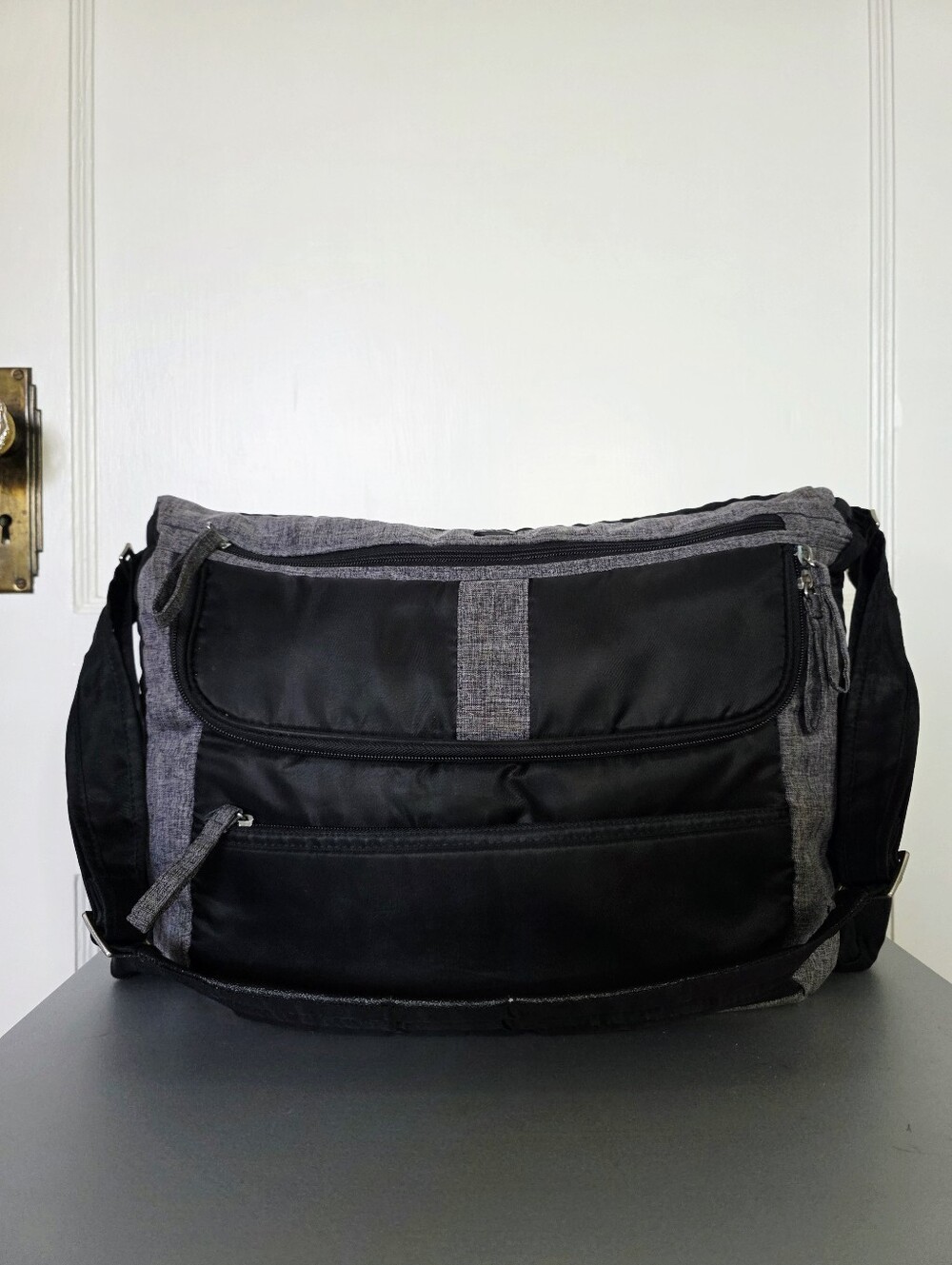 LUG Hula Hoop Carry-All Messenger Bag / Diaper Bag – Black / Grey